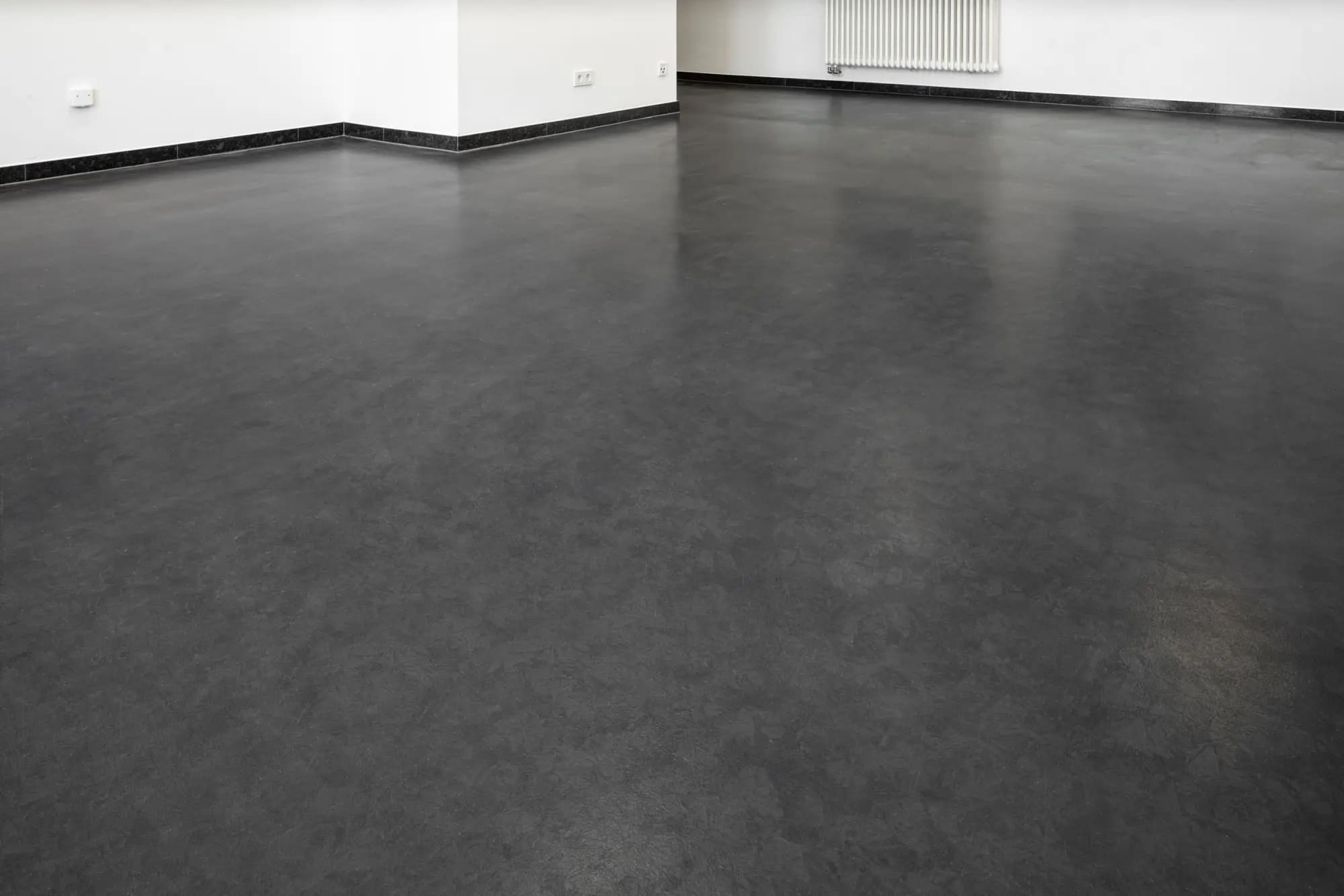 20190219_034c__W2000xH0