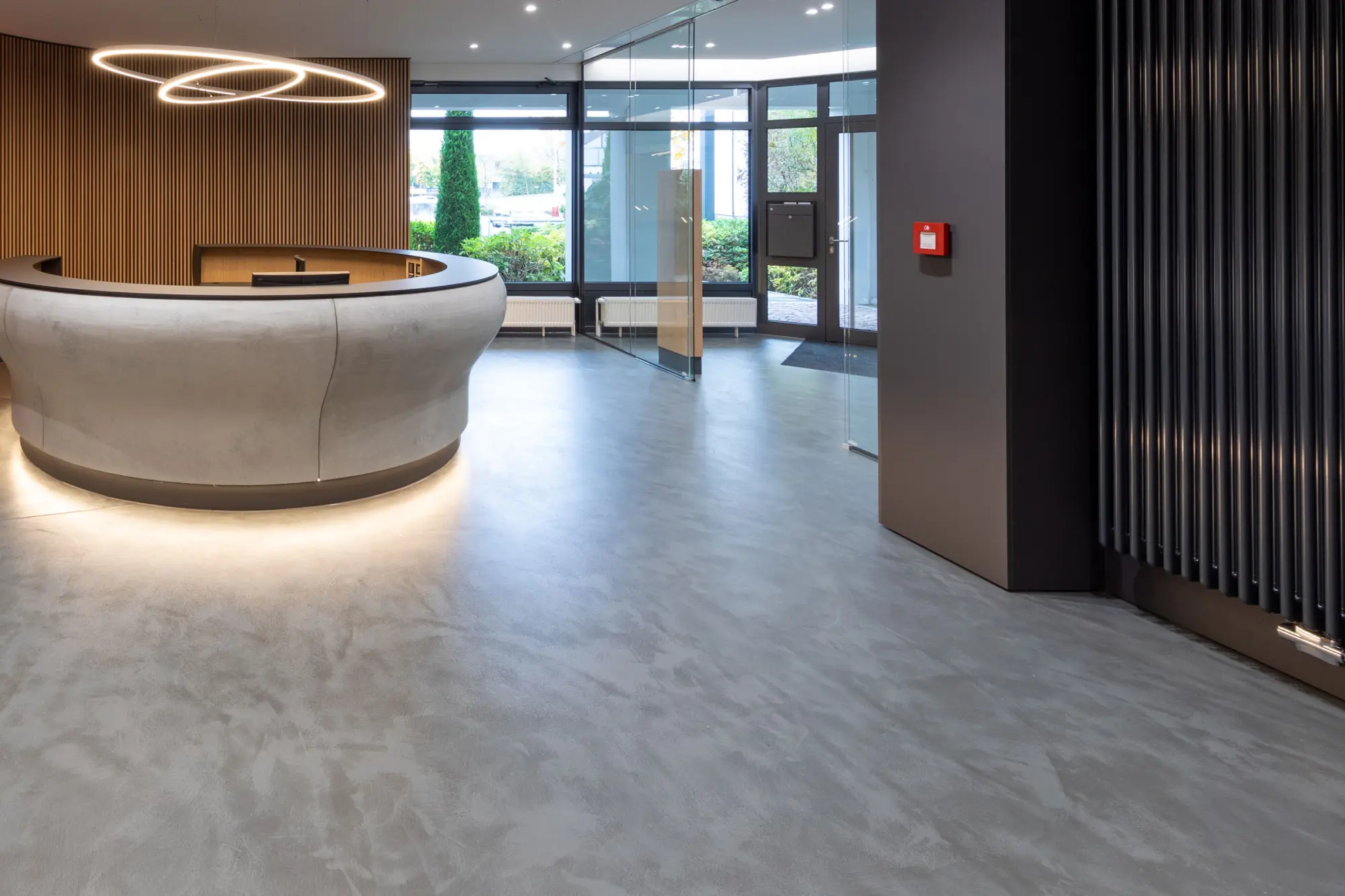 47182_2400_1600_W2000xH0